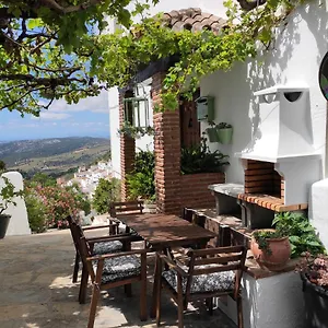 El Hogar De Lucía Casares